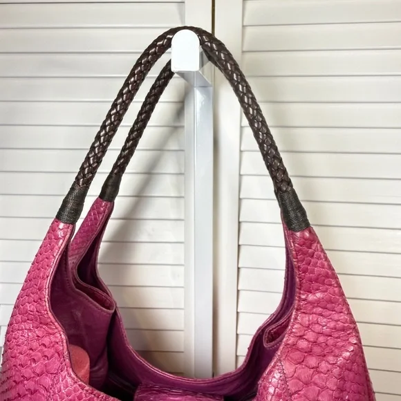 Carlos Falchi Womens Magnetic Closure Handbag Size M Snake Skin Pink Leather Y2K - Picture 3 of 16